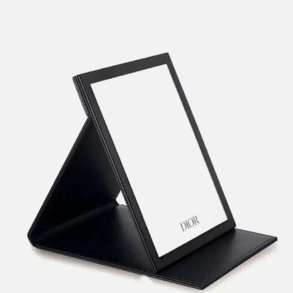 Dior Black Leather Card Case with CD Logo - Picture 6 of 10